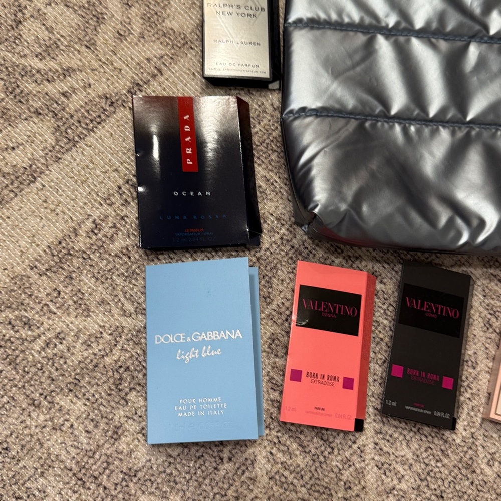 Ulta 11 Piece Sample Set with Pouch - Picture 2 of 5